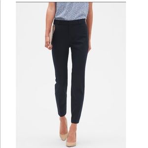 Curvy Sloan Slim Ankle Pant
